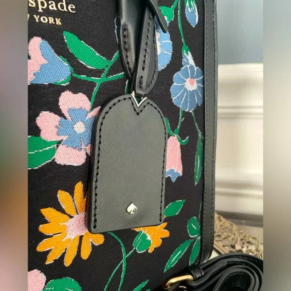 ❌On Hold Kate Spade Manhattan Floral Jacquard Small Tote - Picture 5 of 13